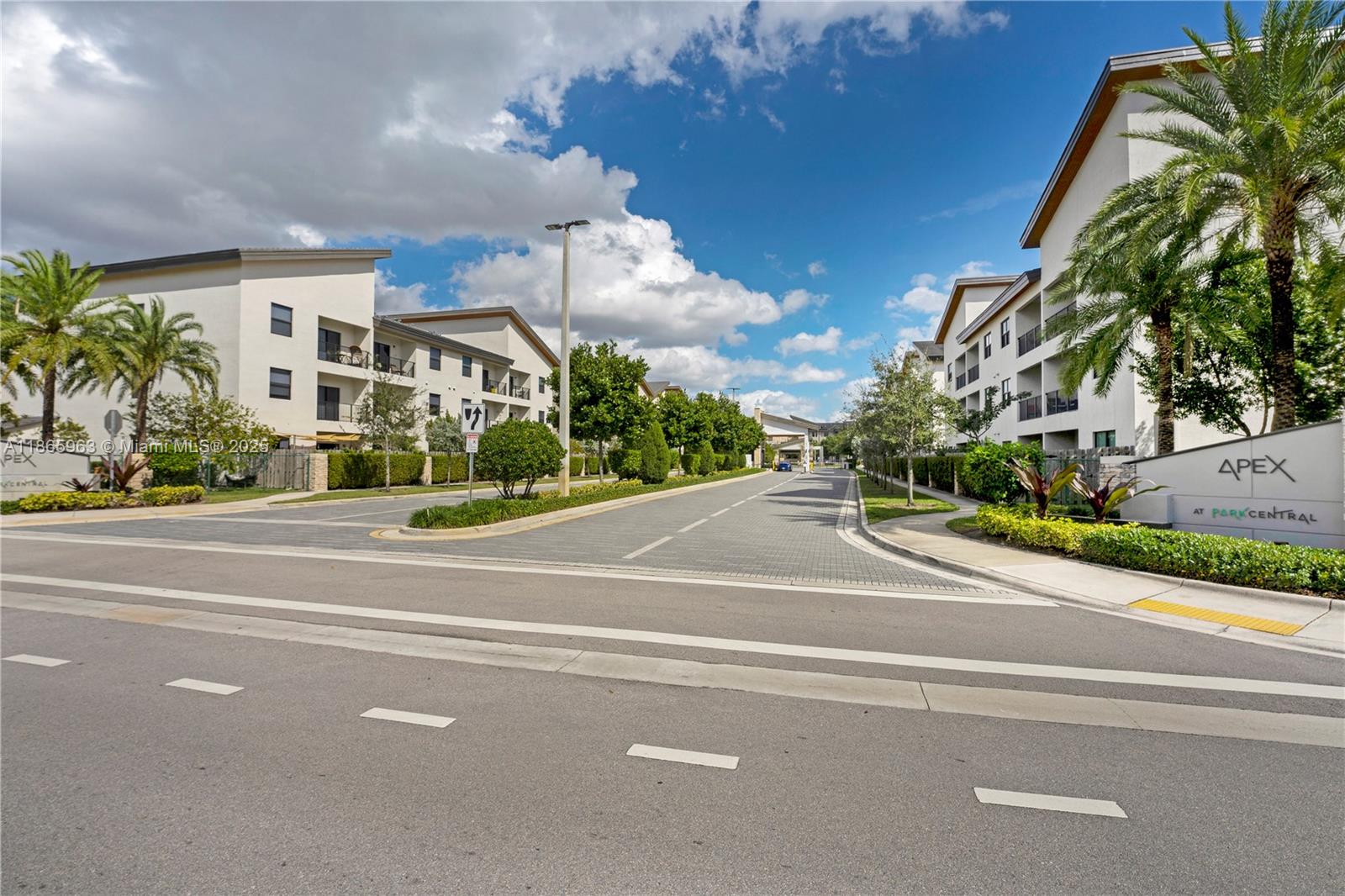 APEX AT PARK CENTRAL COND - Residential