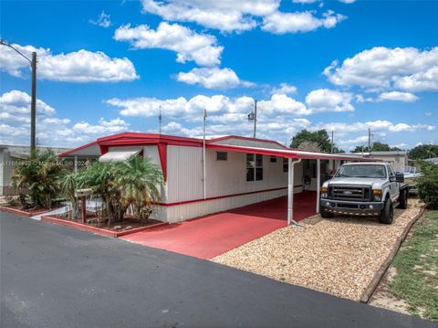 A home in Sebring