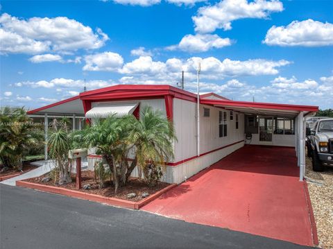 A home in Sebring