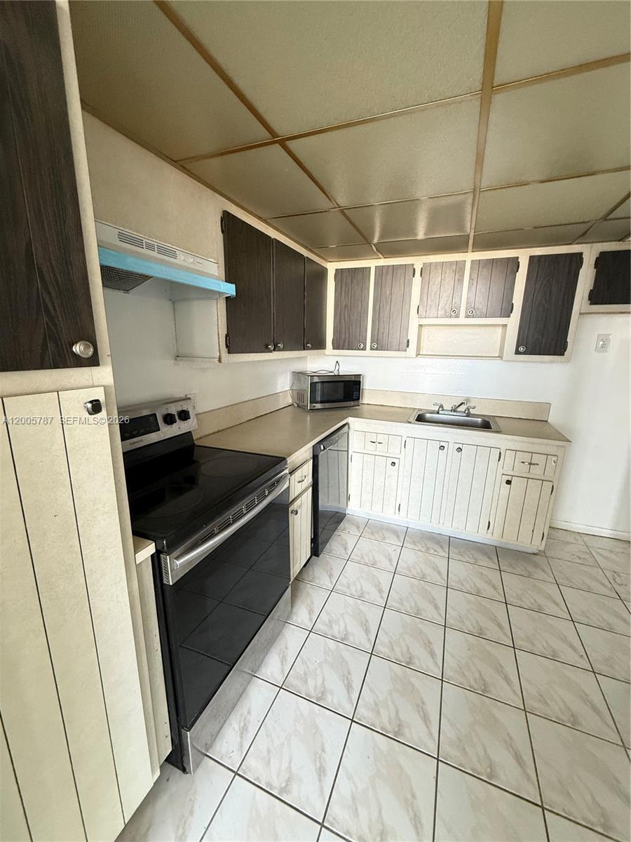 2025 NE 164th St 1007