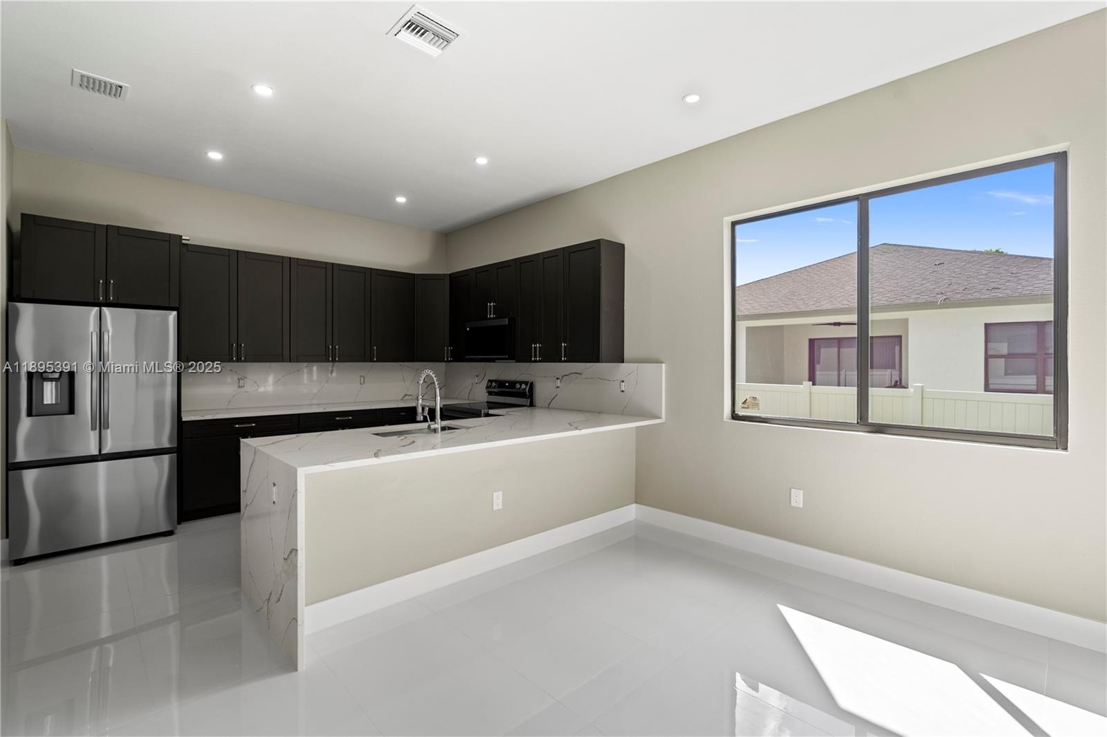View photos, virtual tours, details... 2725 NW 21st Ave