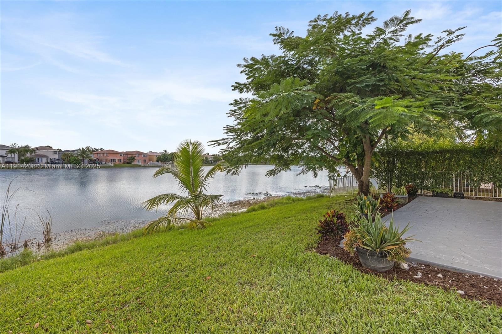 SILVER SHORES (PARCELS A - Residential