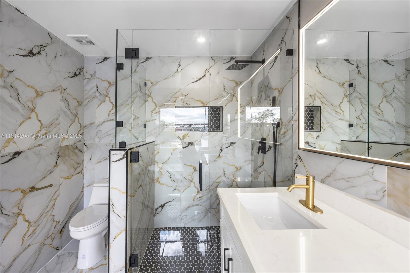 SILVER SHORES (PARCELS A - Residential