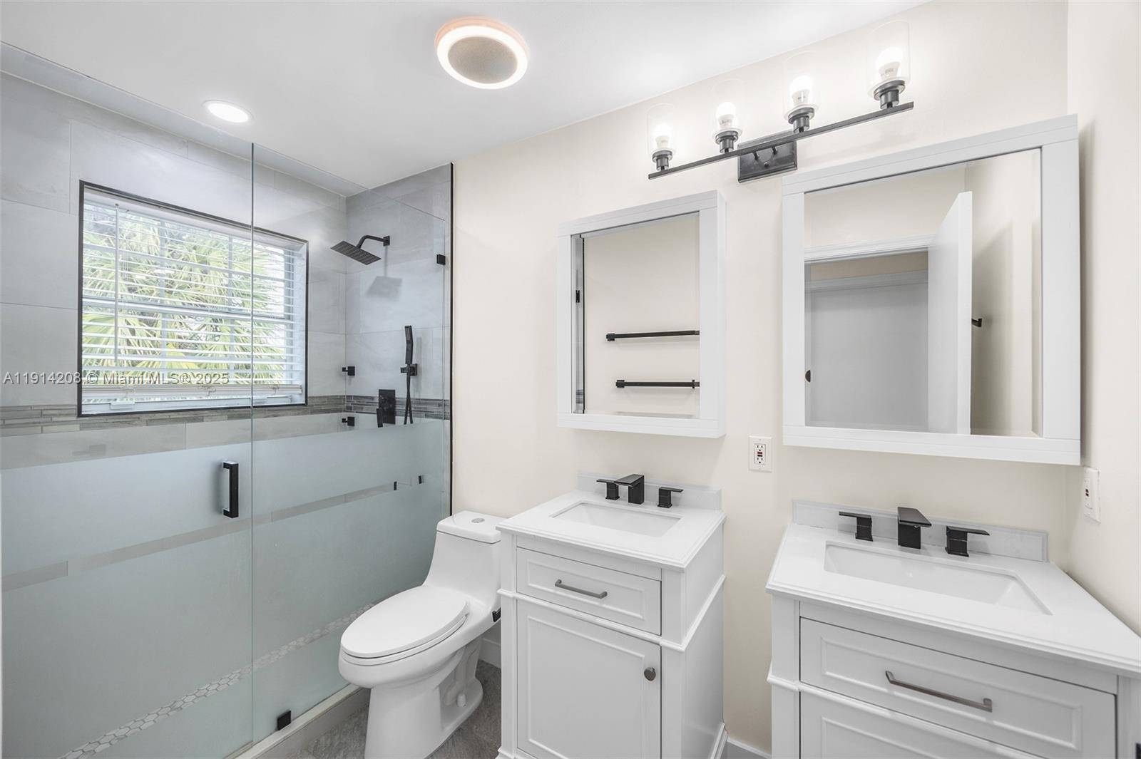 SILVER SHORES (PARCELS A - Residential