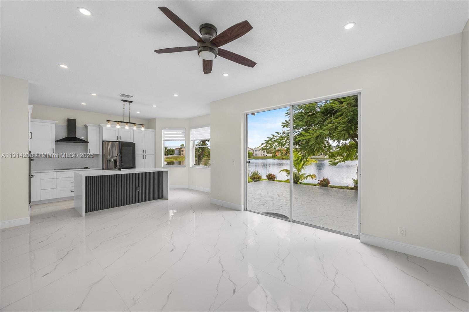 SILVER SHORES (PARCELS A - Residential