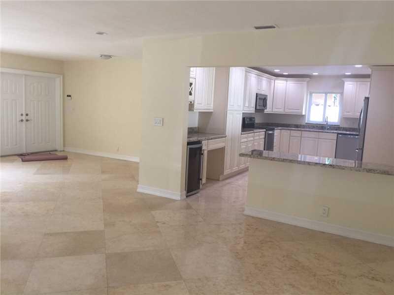 HOLLYWOOD LAKES SECTION 1 - Residential