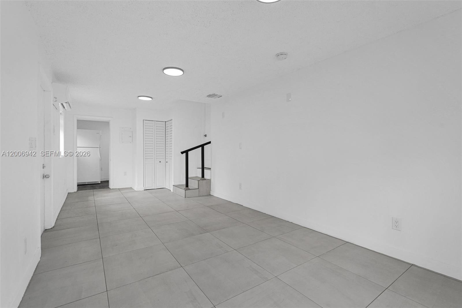 PALM SPRINGS 1ST ADDN - Residential