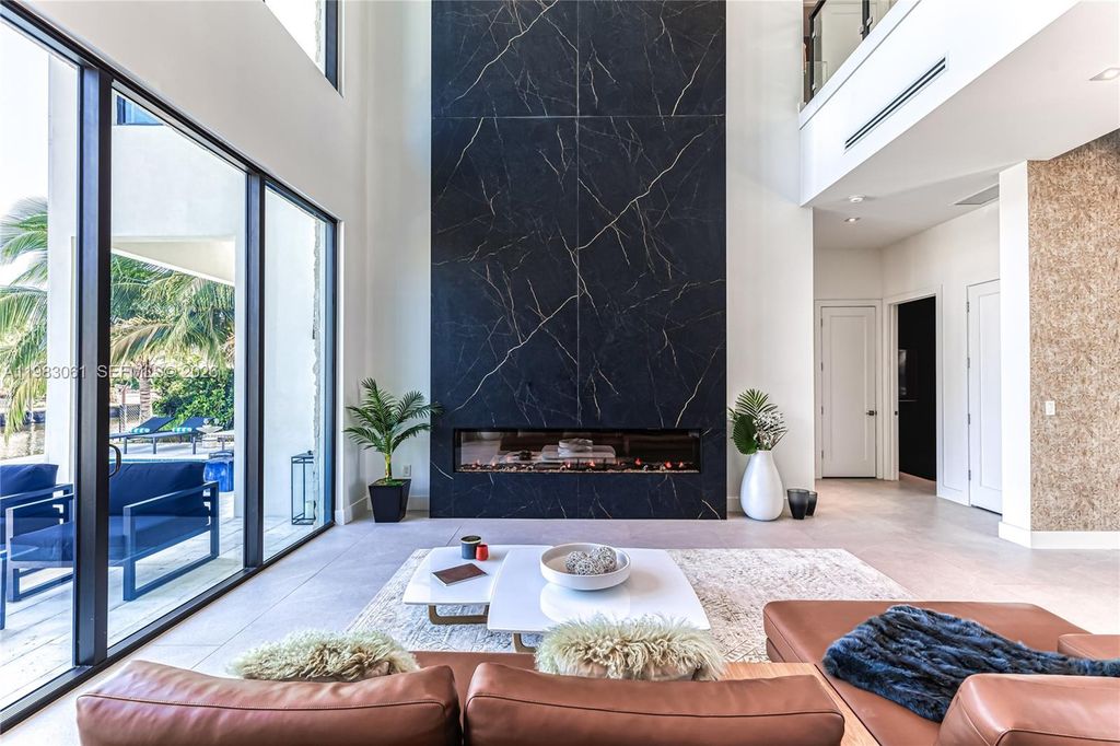 Photo of 2817 NE 35th St, Fort Lauderdale, FL 33306 (MLS # A11983061)