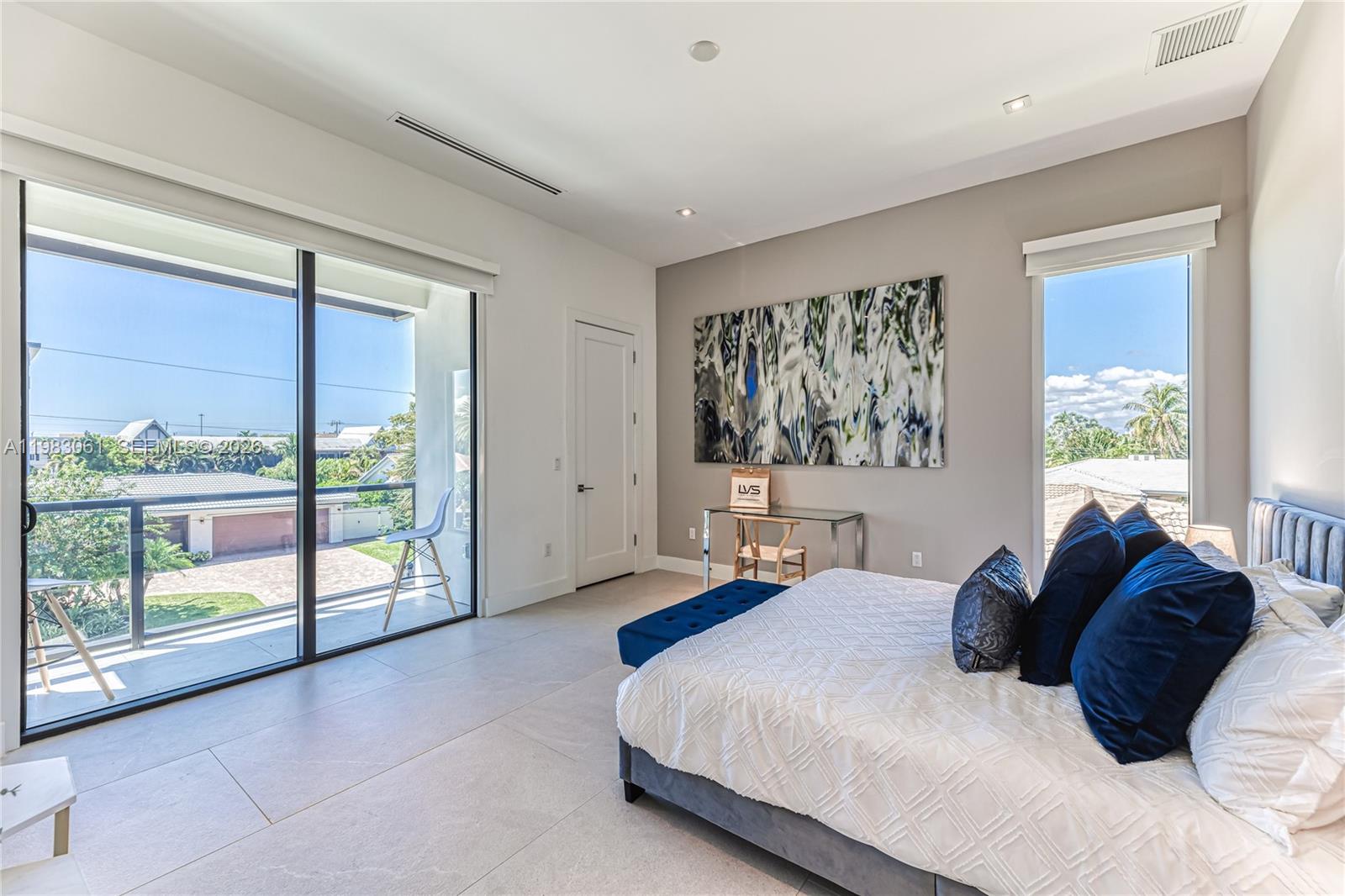 CORAL RIDGE COUNTRY CLUB - Residential Lease