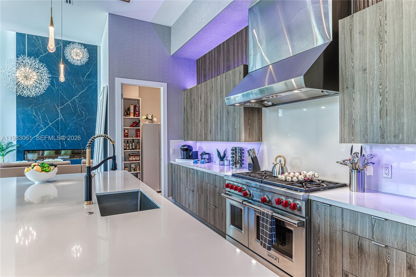 CORAL RIDGE COUNTRY CLUB - Residential Lease