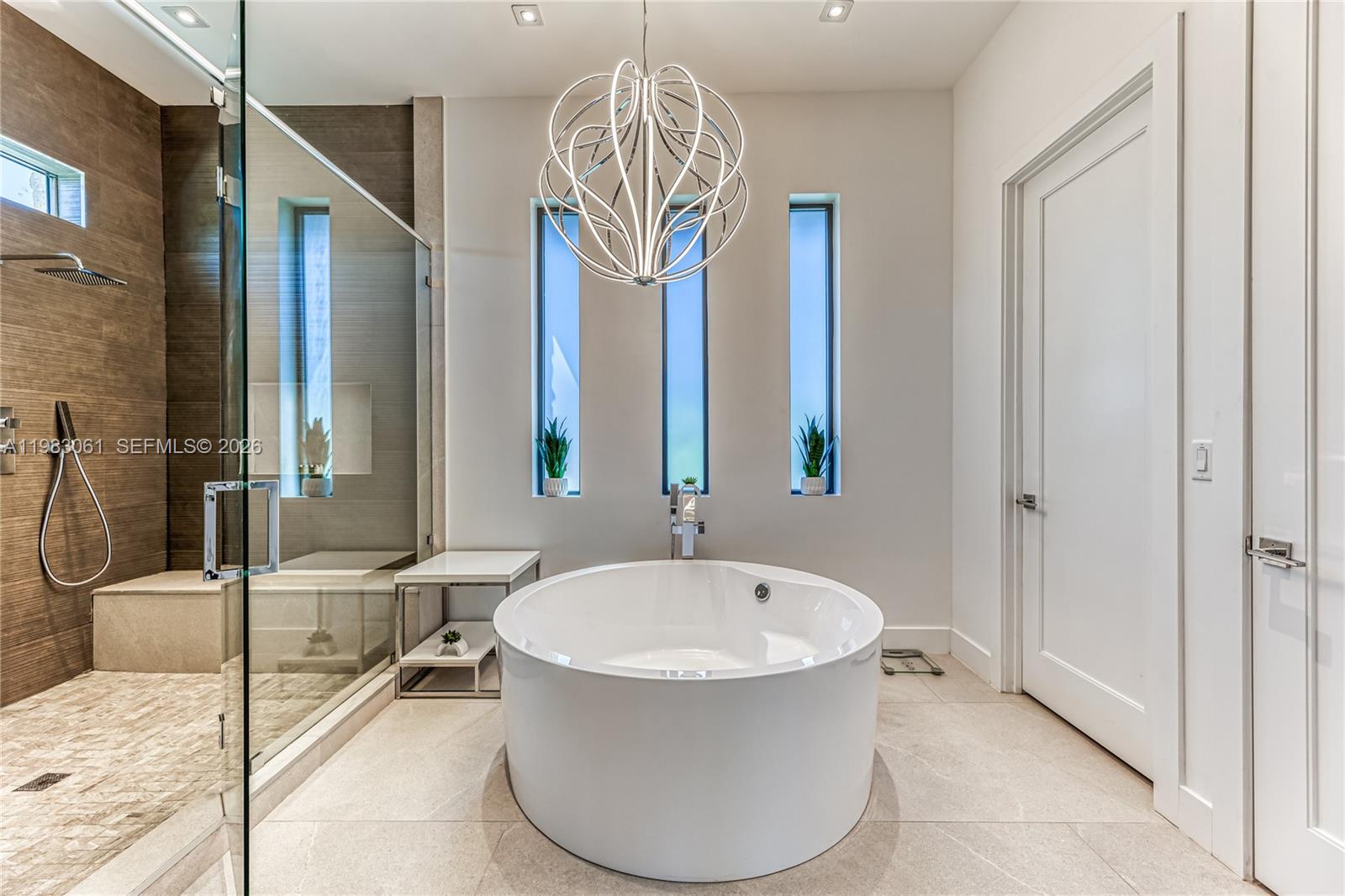 CORAL RIDGE COUNTRY CLUB - Residential Lease