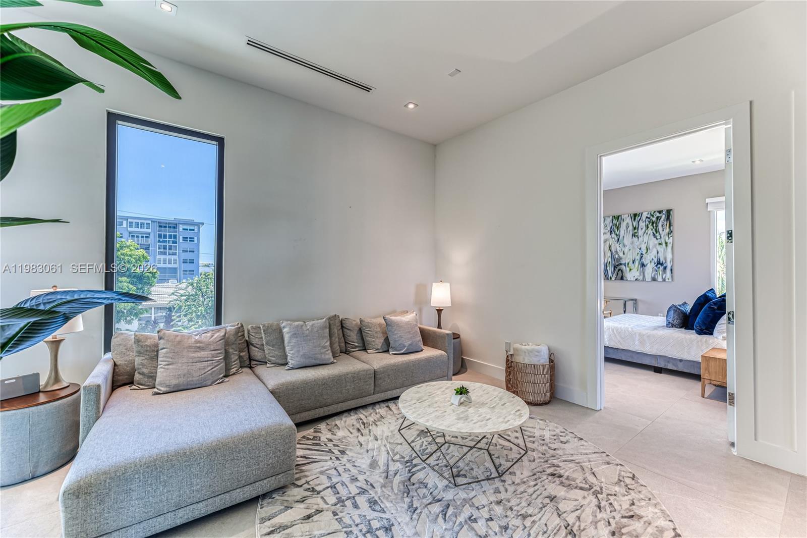 CORAL RIDGE COUNTRY CLUB - Residential Lease