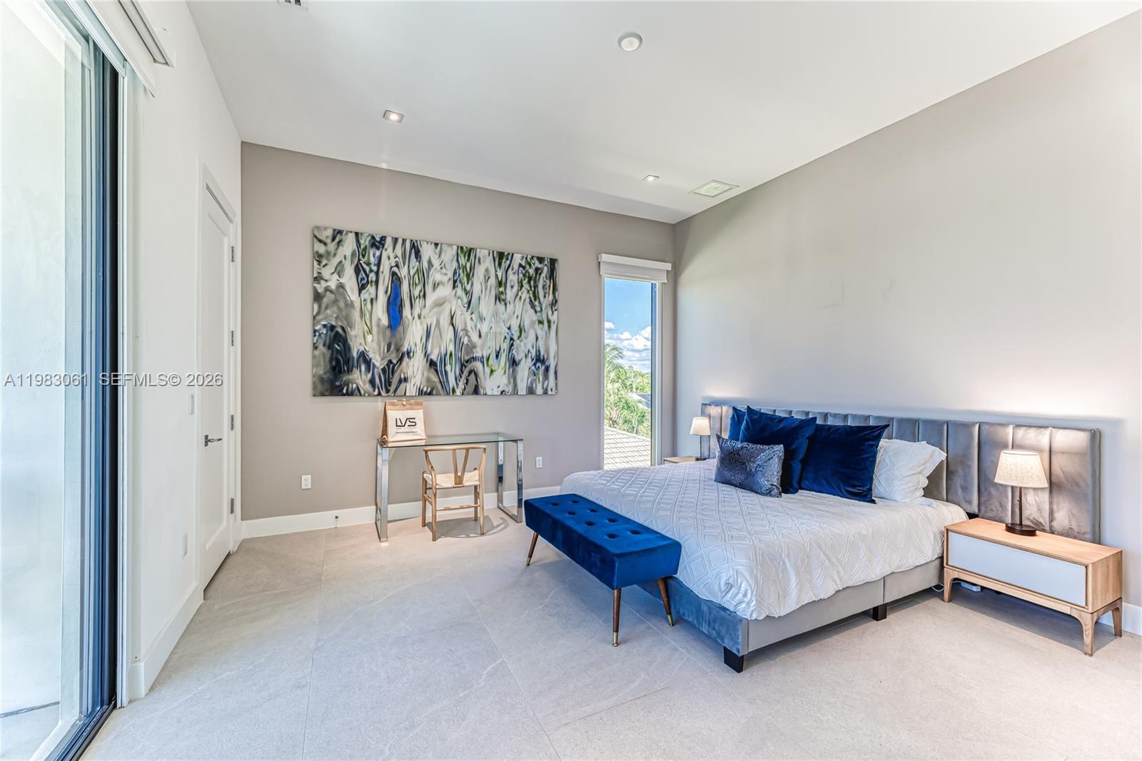 CORAL RIDGE COUNTRY CLUB - Residential Lease