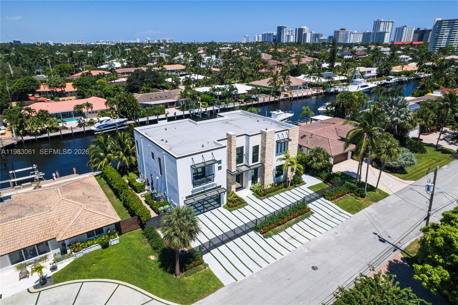 CORAL RIDGE COUNTRY CLUB - Residential Lease