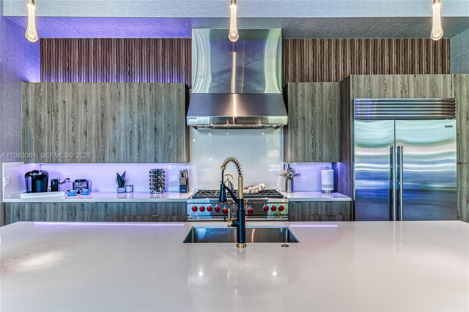 CORAL RIDGE COUNTRY CLUB - Residential Lease