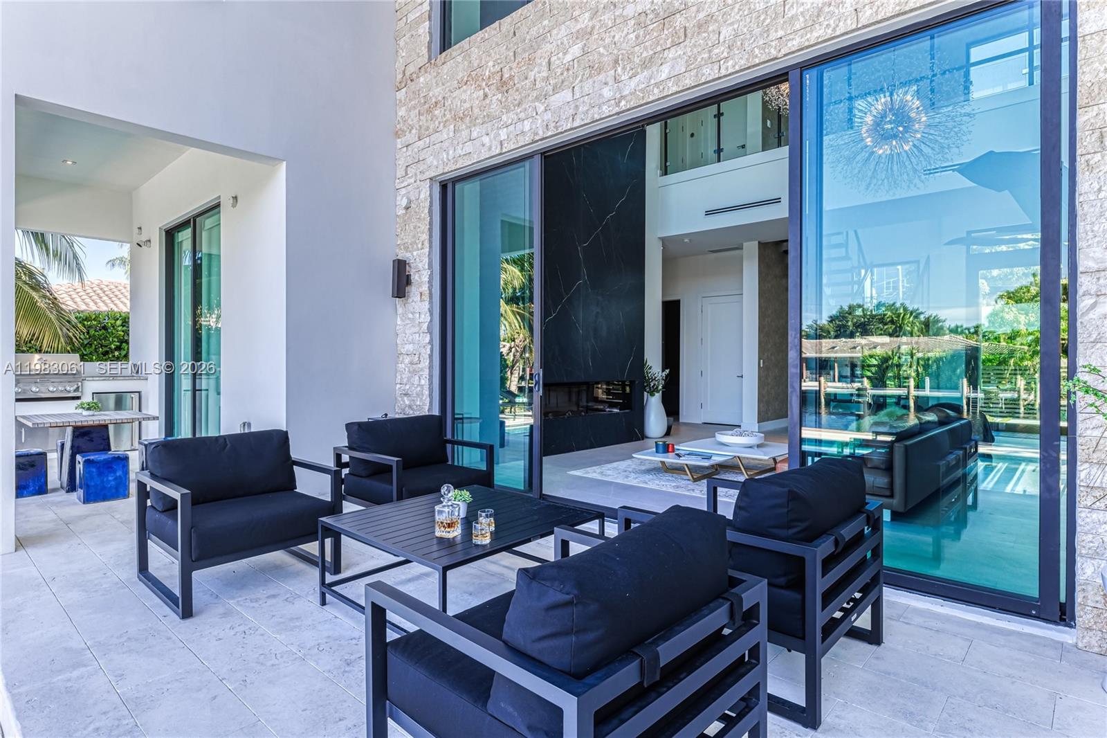 CORAL RIDGE COUNTRY CLUB - Residential Lease