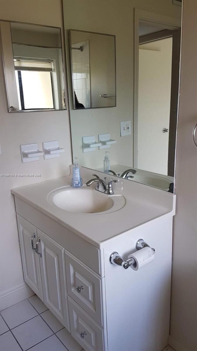 CYPRESS CREEK VILLAS - Residential Lease