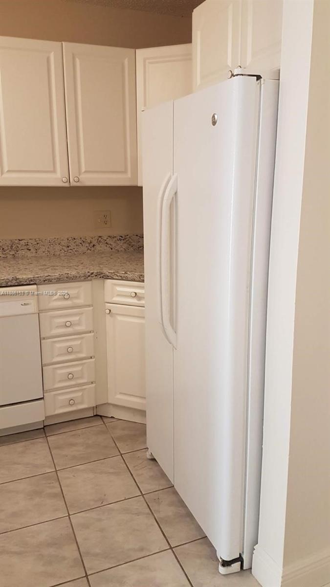 CYPRESS CREEK VILLAS - Residential Lease