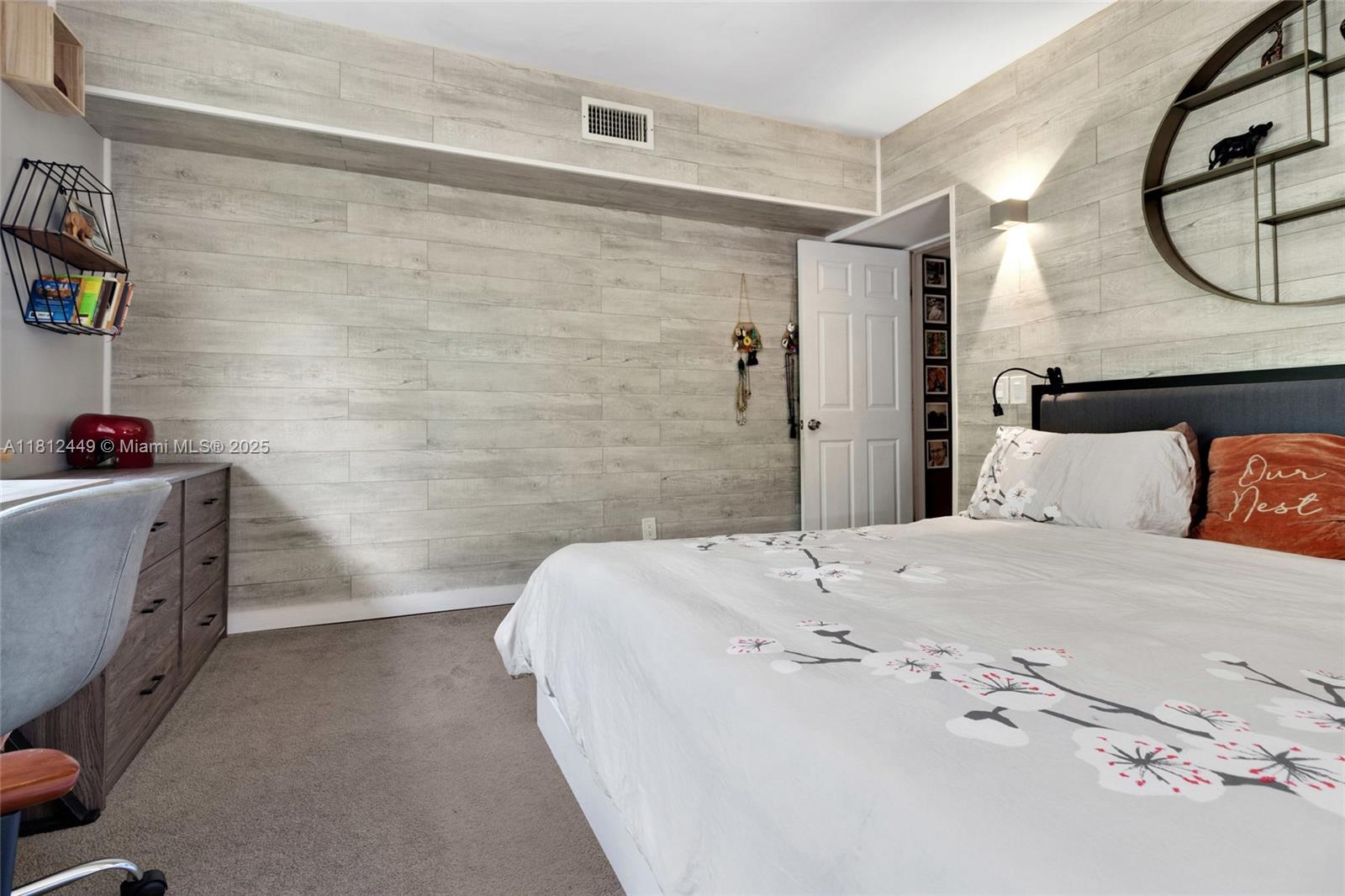 PARK SQUARE CONDO - Residential