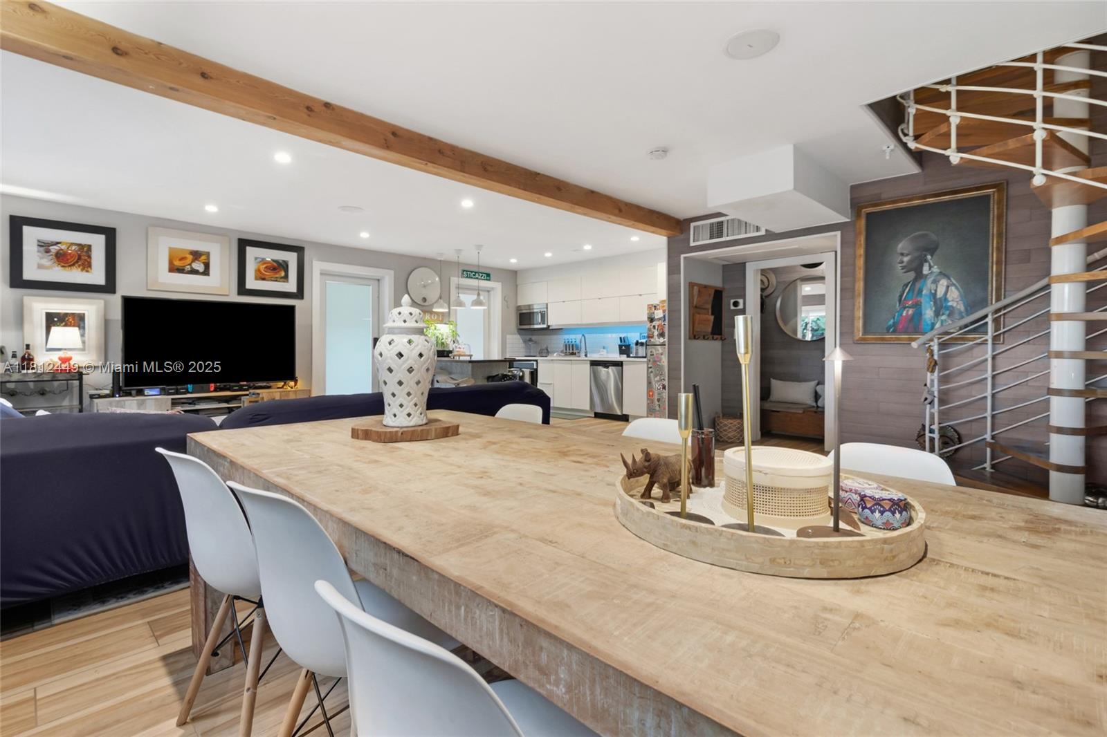PARK SQUARE CONDO - Residential
