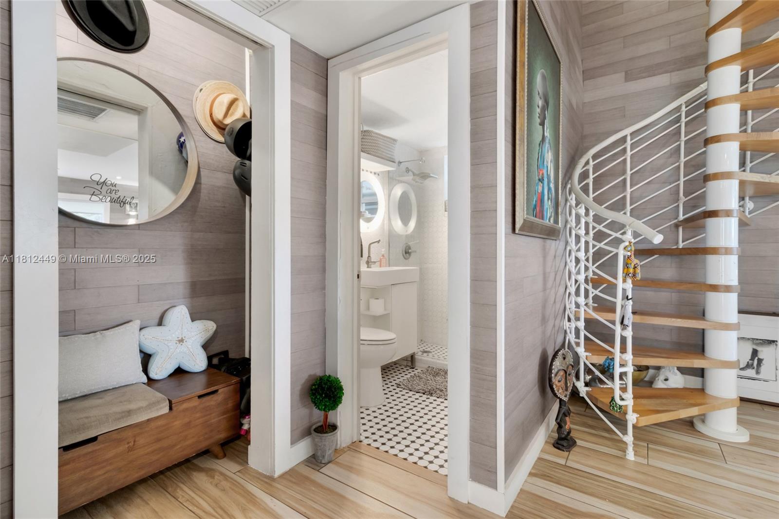 PARK SQUARE CONDO - Residential