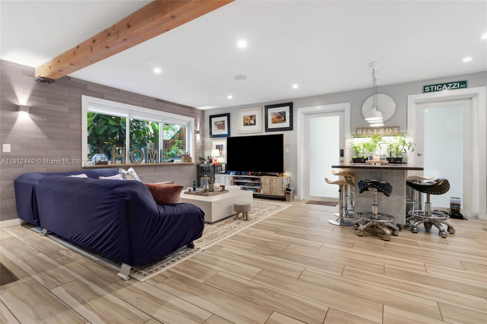 PARK SQUARE CONDO - Residential