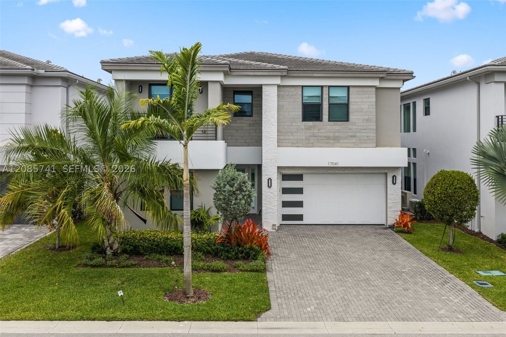 Photo of 17041 Teton River Rd, Boca Raton, FL 33496 (MLS # A12085741)