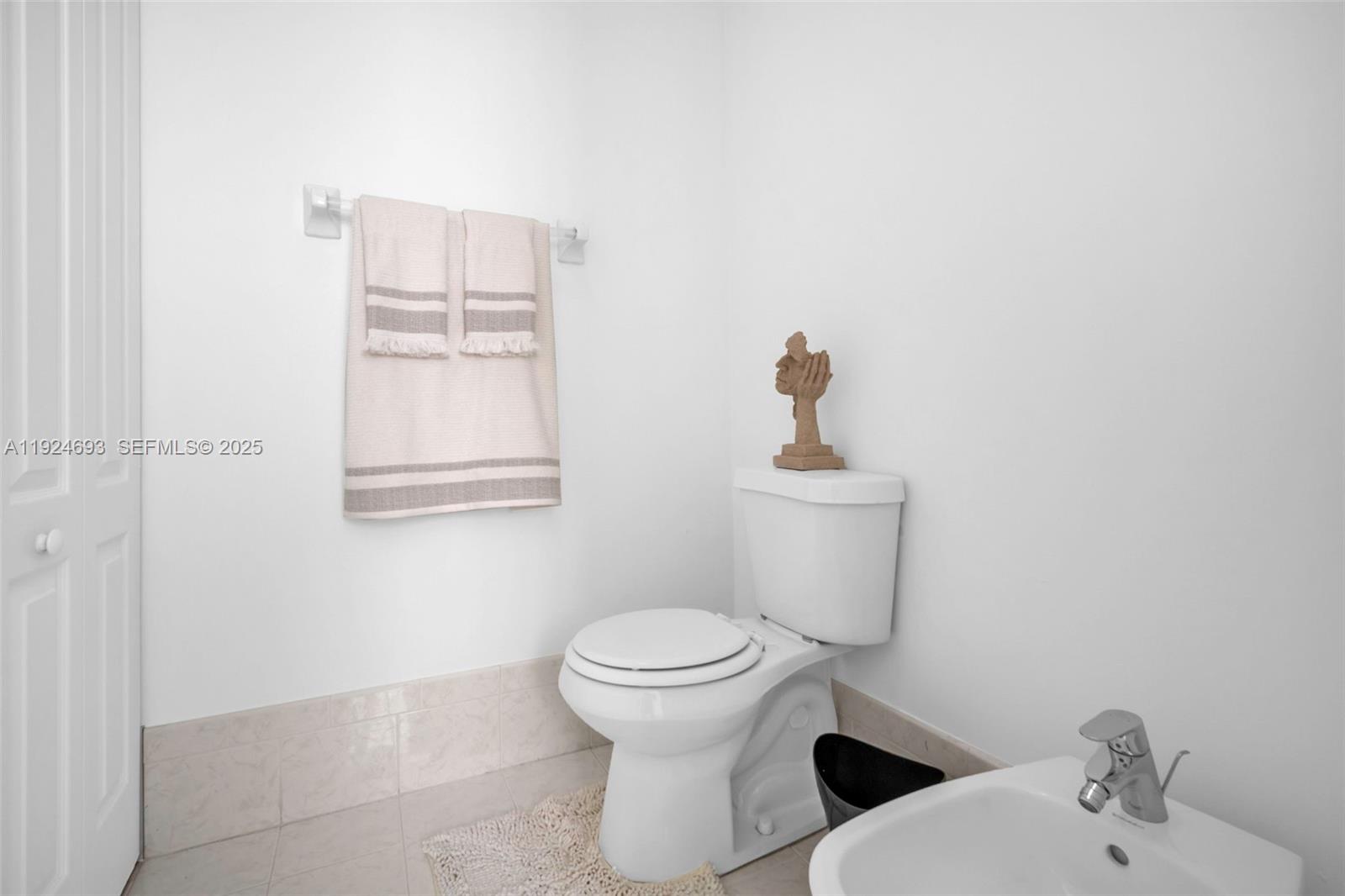 SHOMA HOMES AT TAMIAMI IV - Residential