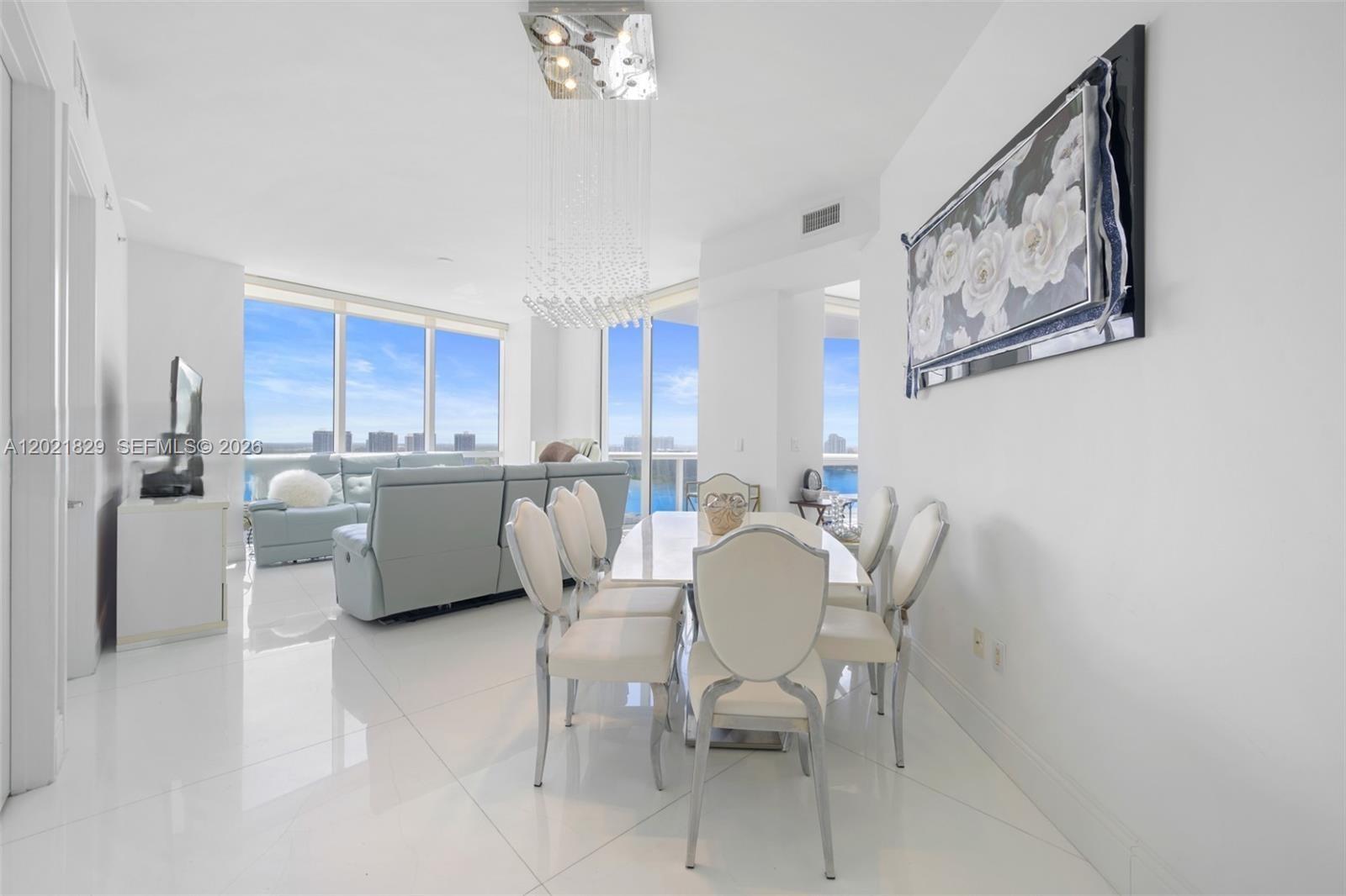 TRUMP ROYALE CONDO - Residential