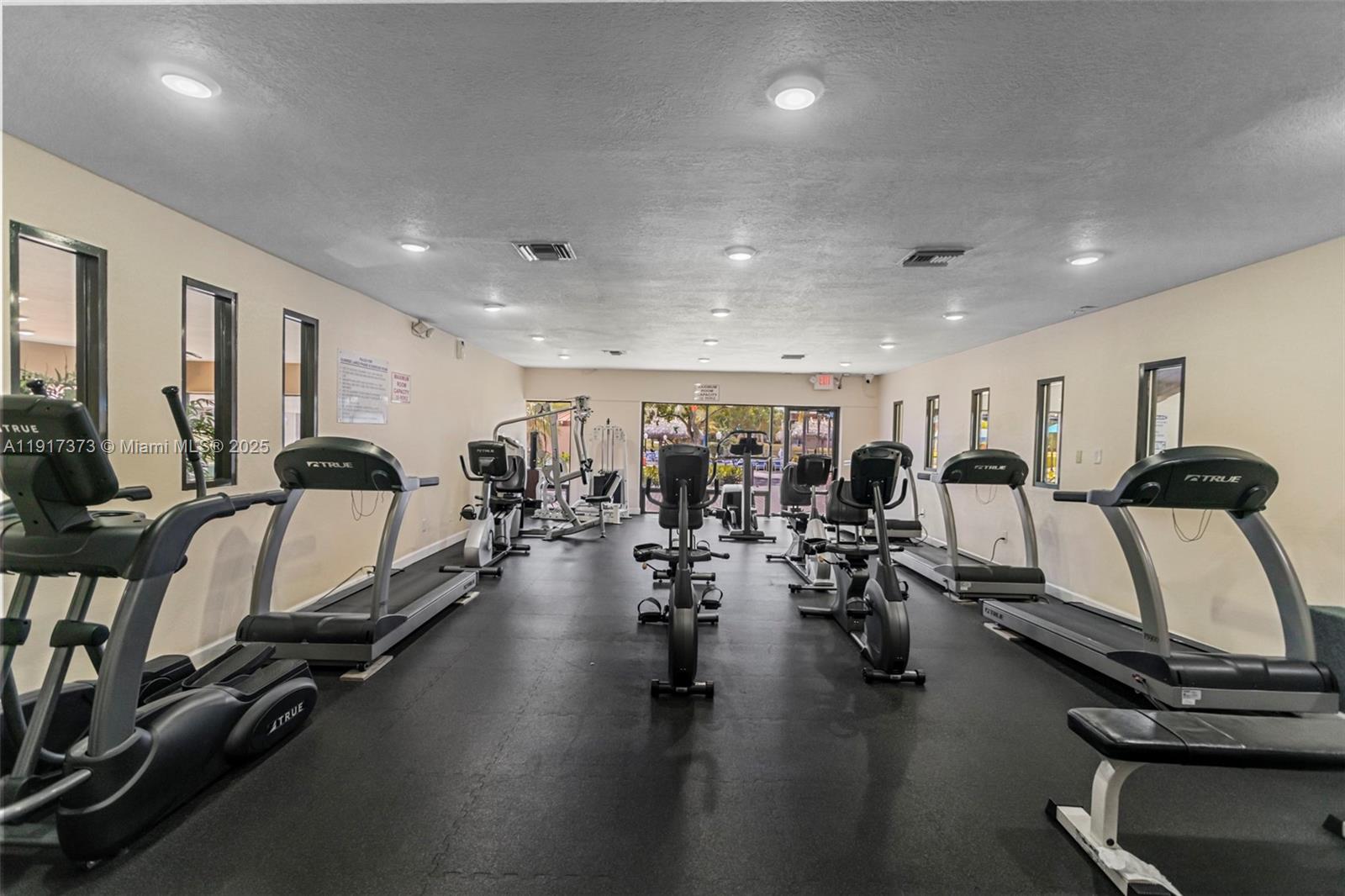 SUNRISE LAKES 112 CONDO - Residential