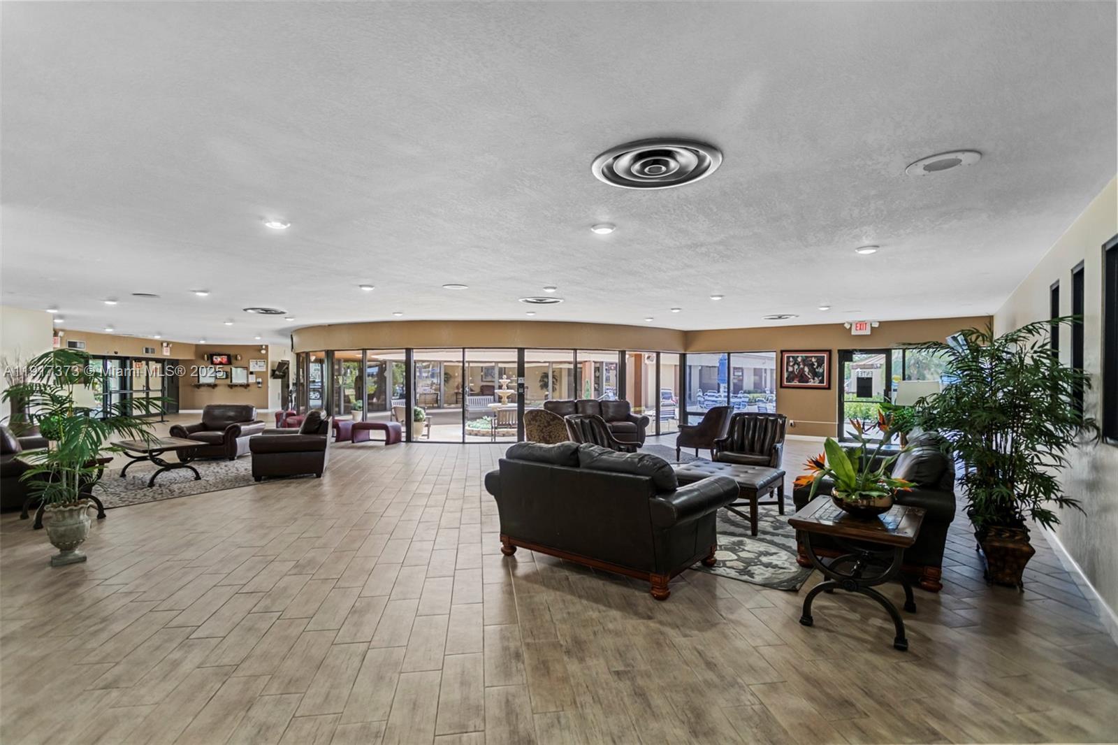 SUNRISE LAKES 112 CONDO - Residential