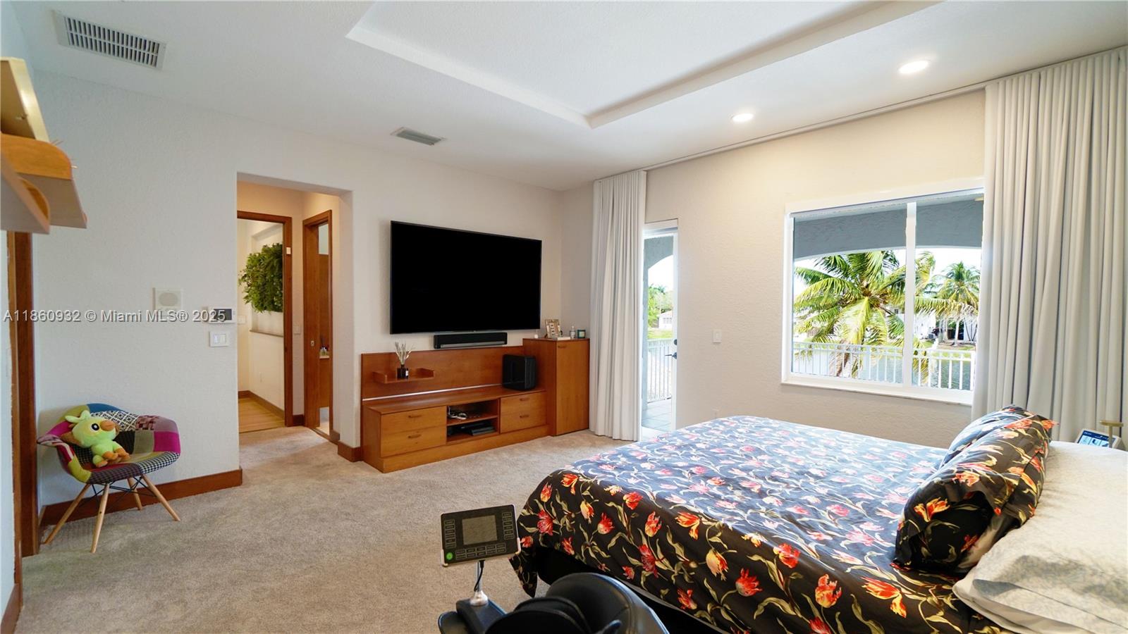 DORAL ISLES MEDITERRANEA - Residential Lease