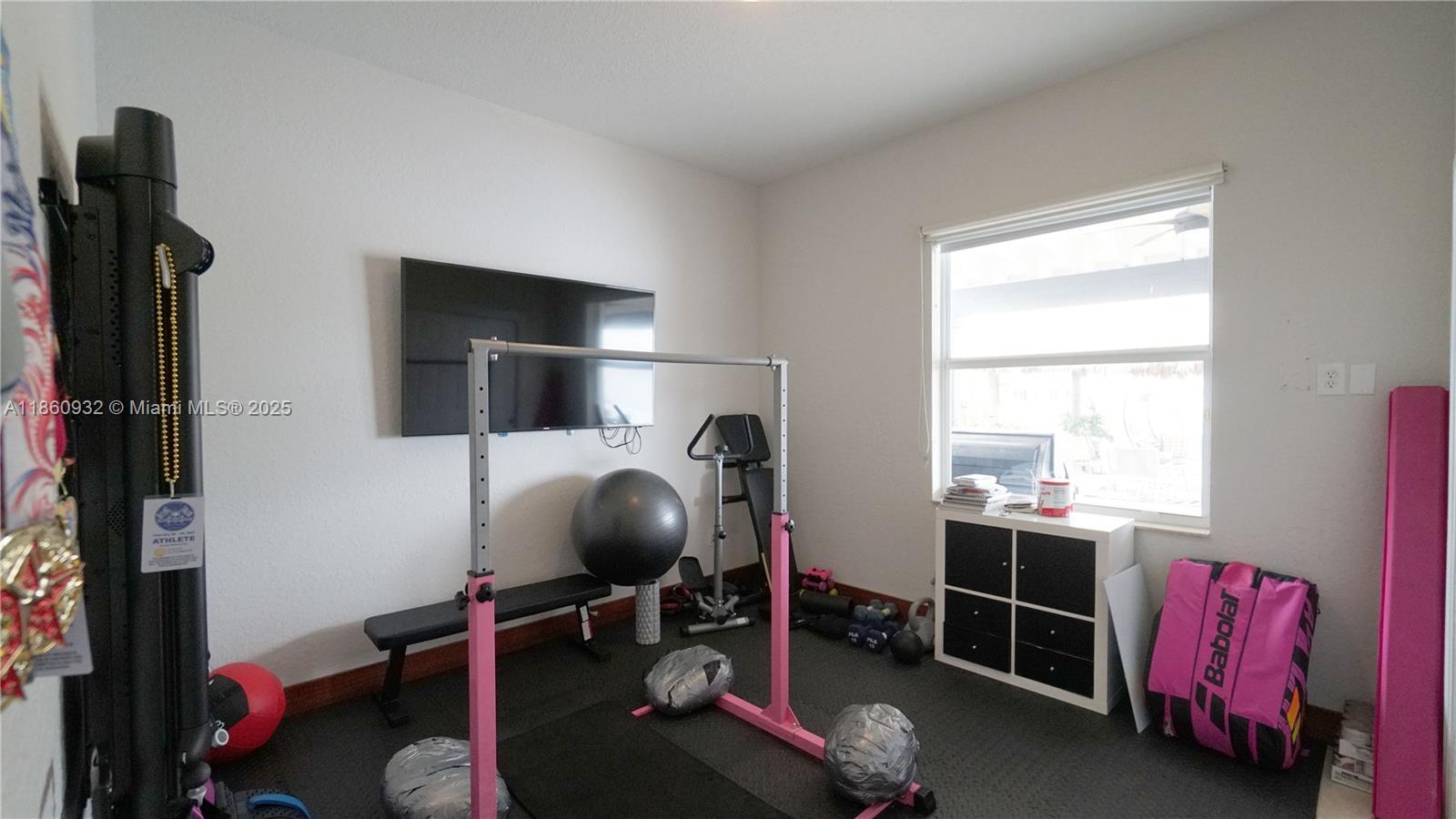 DORAL ISLES MEDITERRANEA - Residential Lease