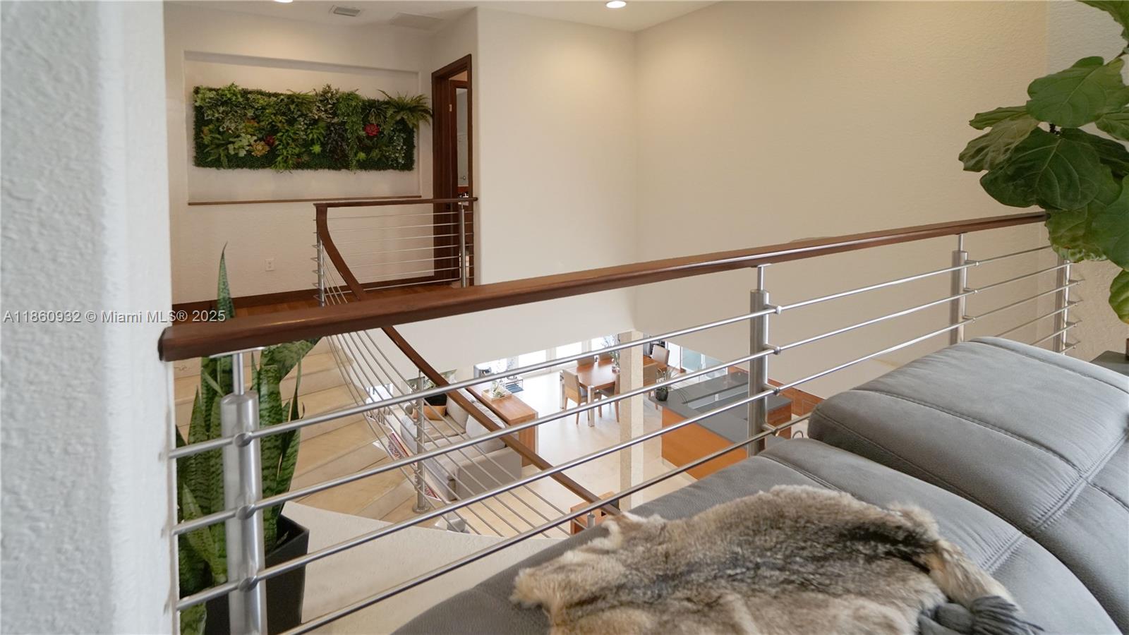 DORAL ISLES MEDITERRANEA - Residential Lease