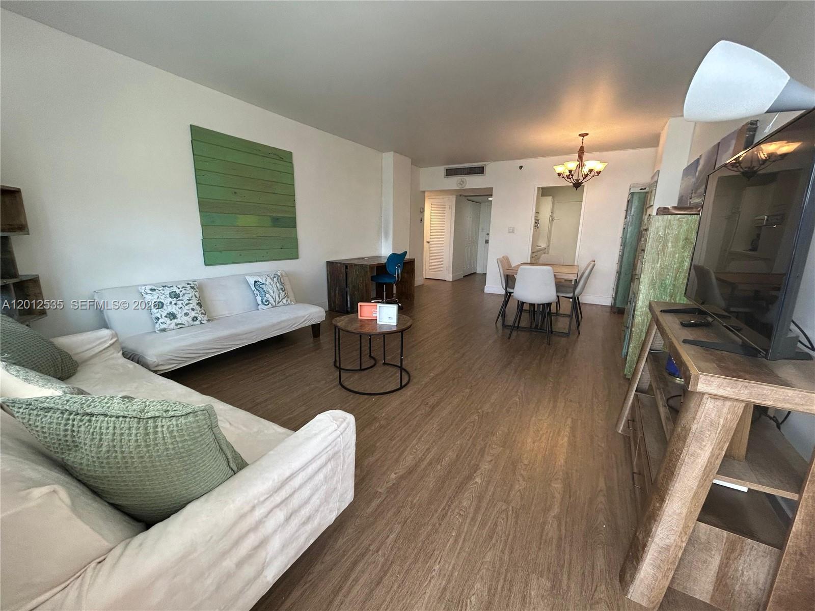 100 Lincoln Rd 922
