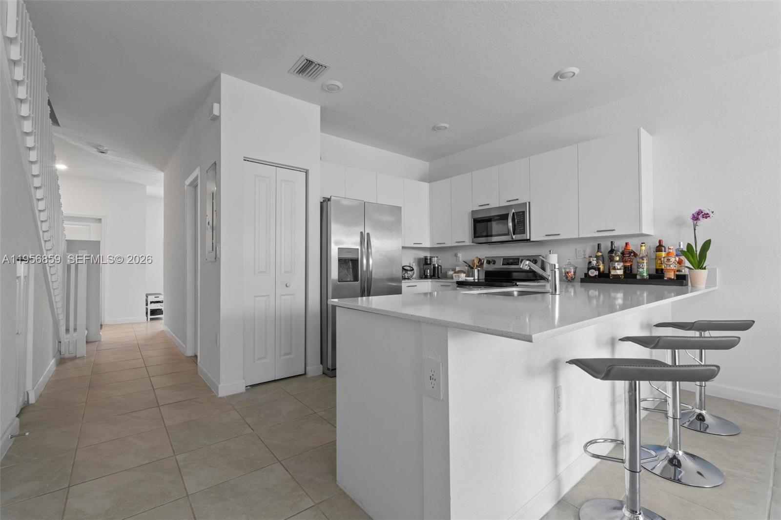 WESTVIEW GARDENS APARTMEN - Residential