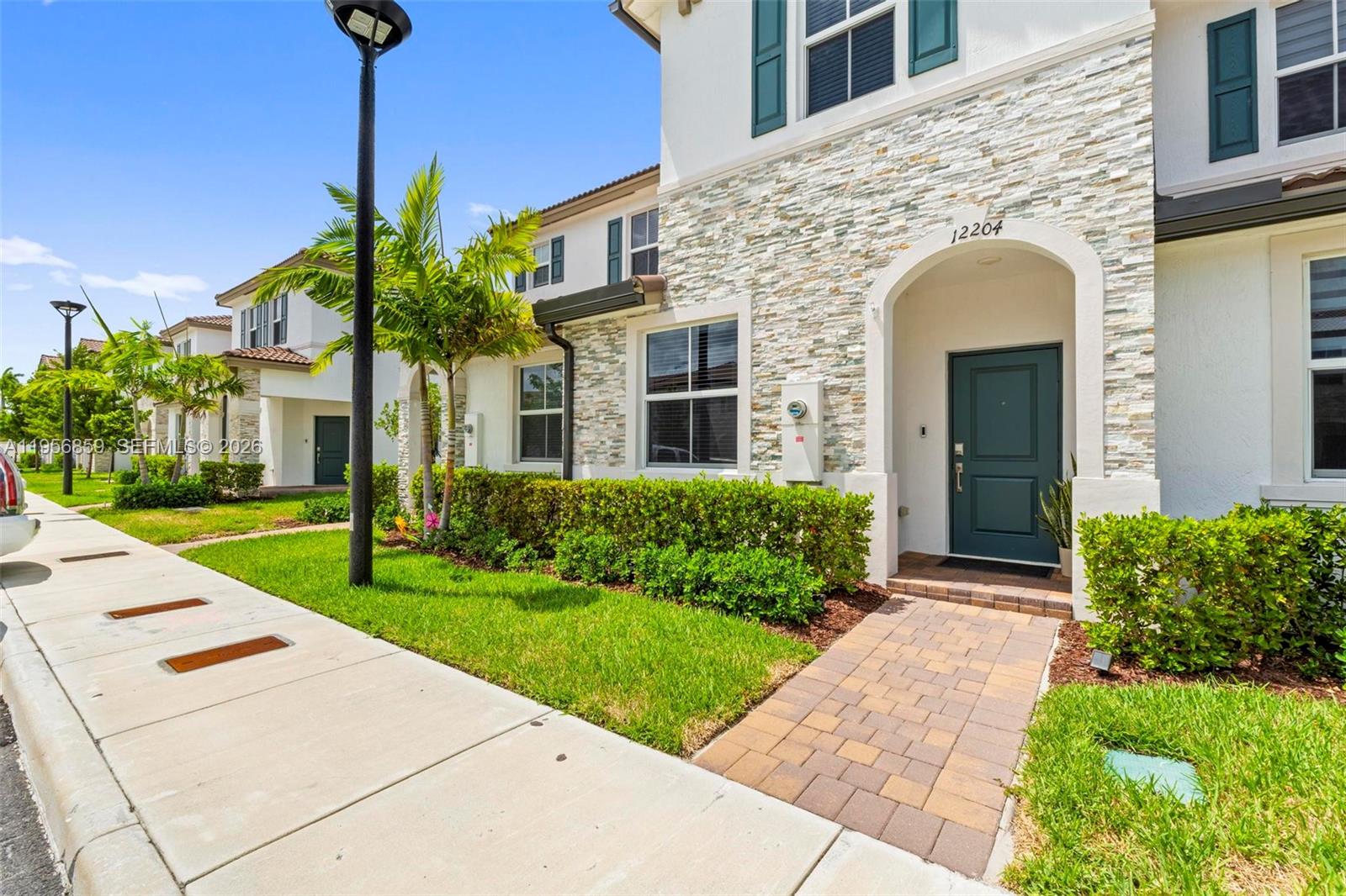 WESTVIEW GARDENS APARTMEN - Residential