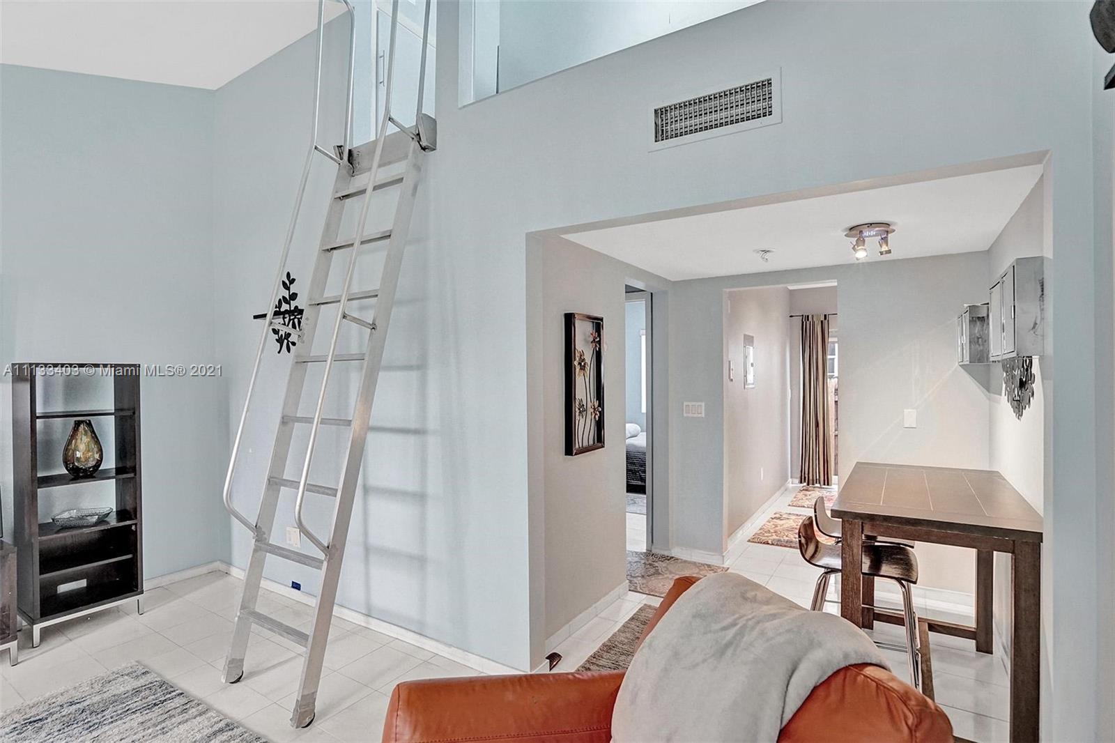 BACARAT AT 328 EUCLID AVE - Residential Lease