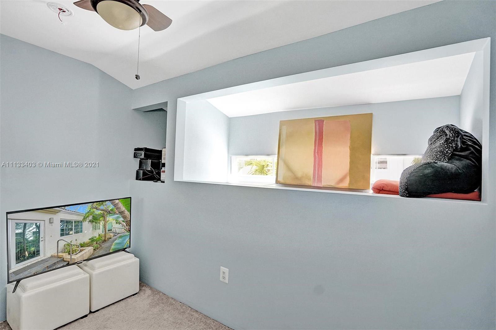 BACARAT AT 328 EUCLID AVE - Residential Lease