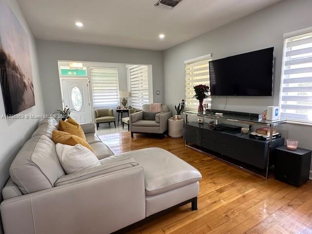 47 Fonseca Ave