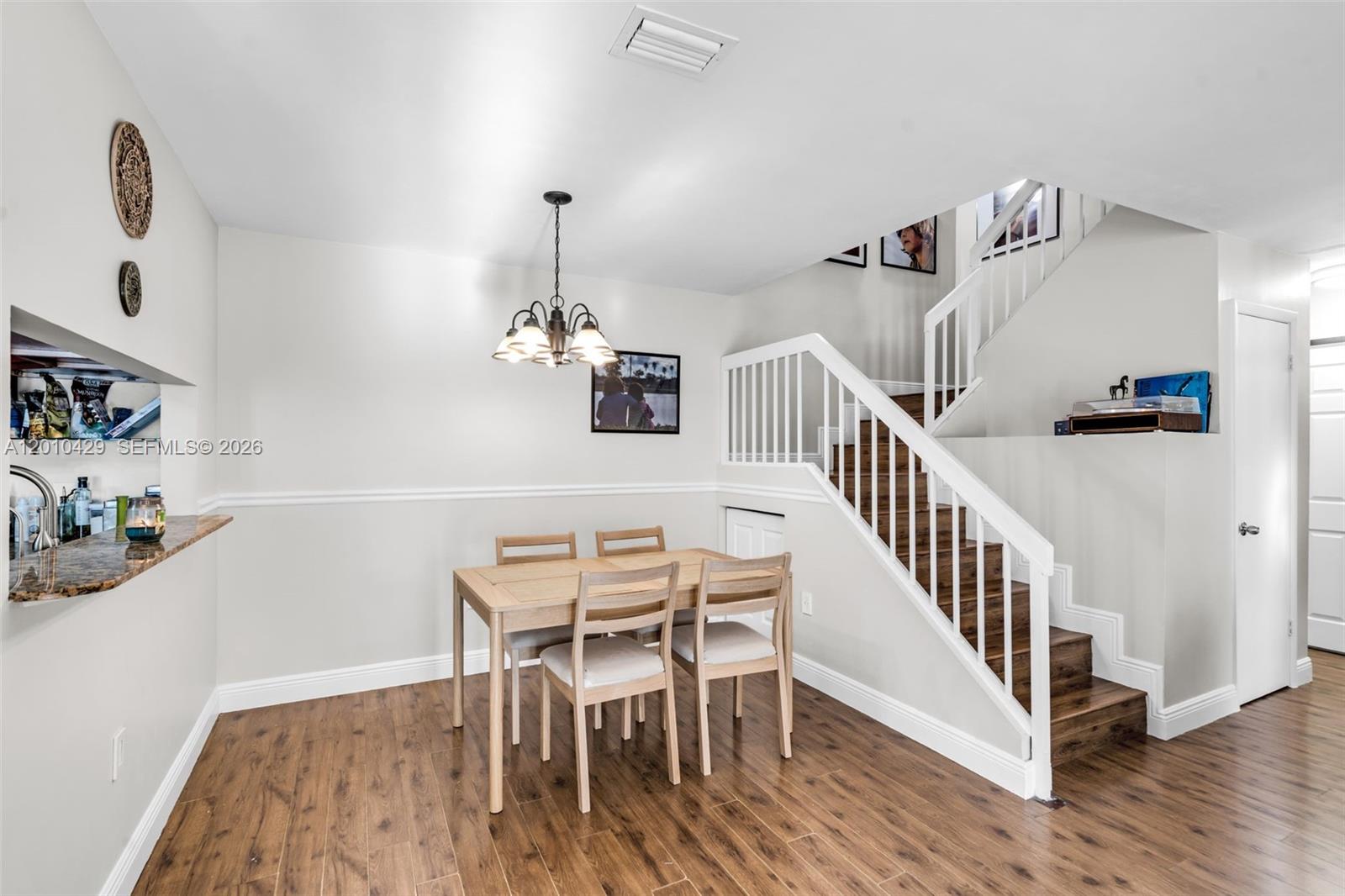 MARINER VILLAGE TH CONDO - Residential