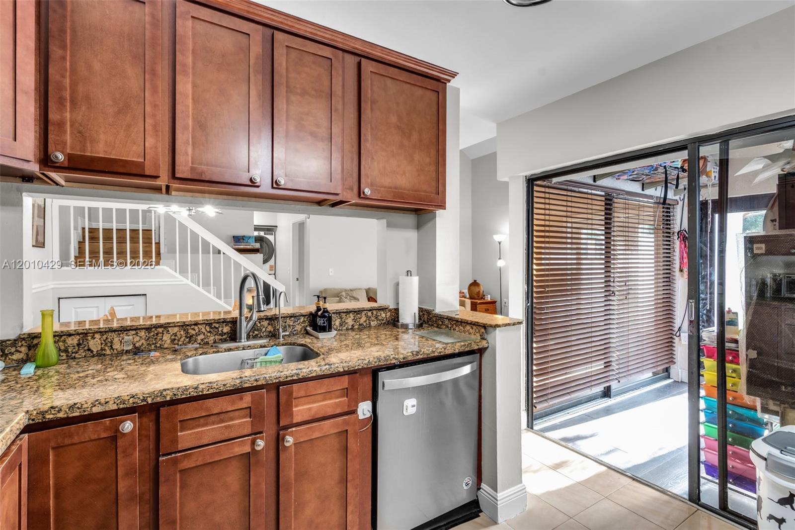 MARINER VILLAGE TH CONDO - Residential