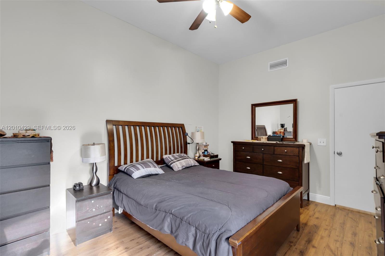 MARINER VILLAGE TH CONDO - Residential