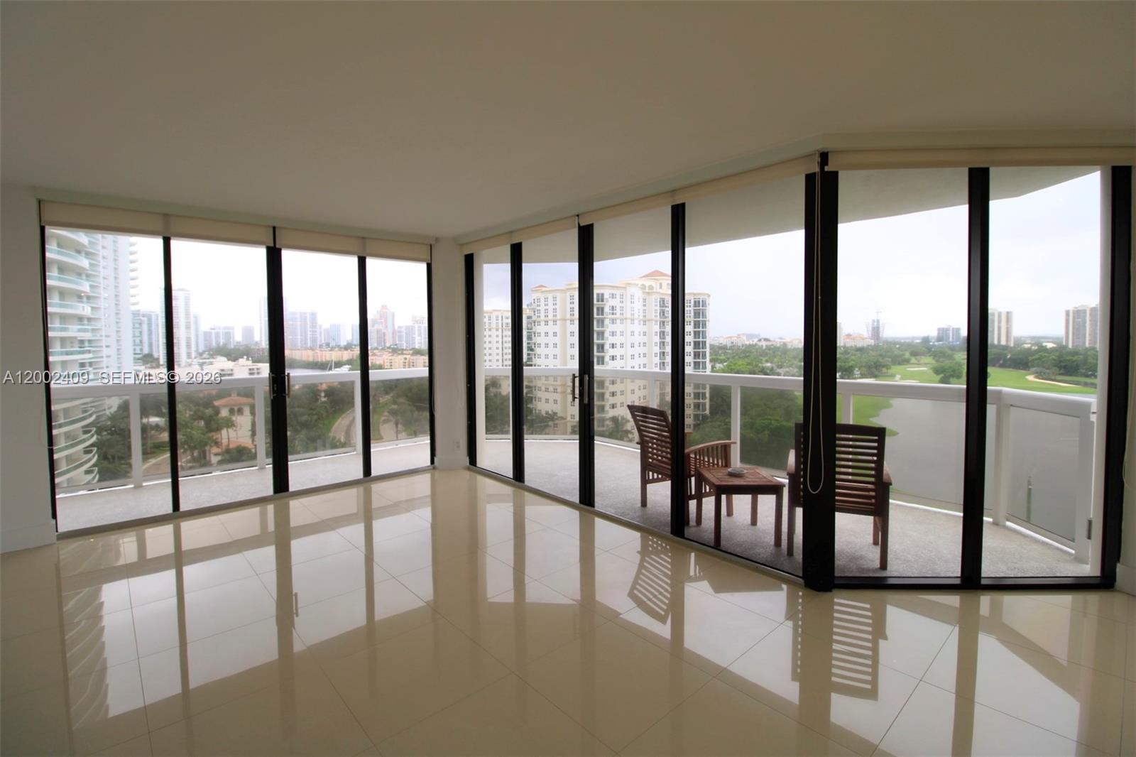 THE LANDMARK CONDO - Residential