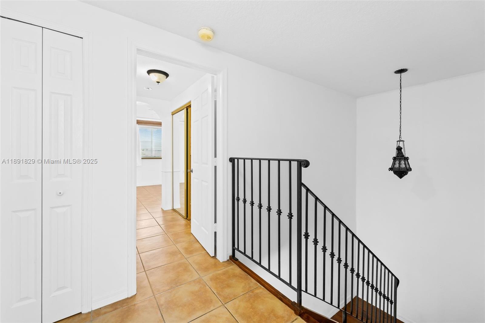 ANCHORAGE AT MIAMI LAKES - Residential