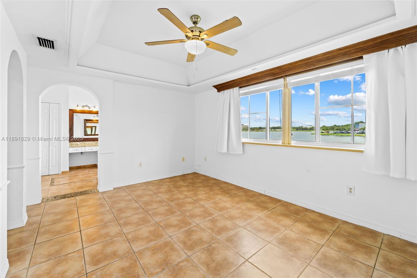 ANCHORAGE AT MIAMI LAKES - Residential