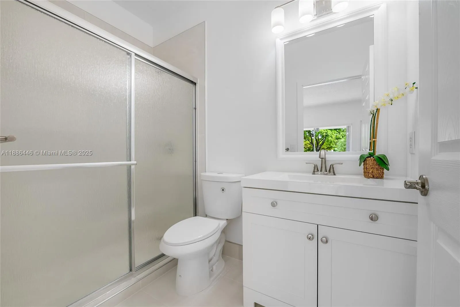 Miami, Florida 33196, United States, 2 Bedrooms Bedrooms, ,3 BathroomsBathrooms,Residential,Active,218702