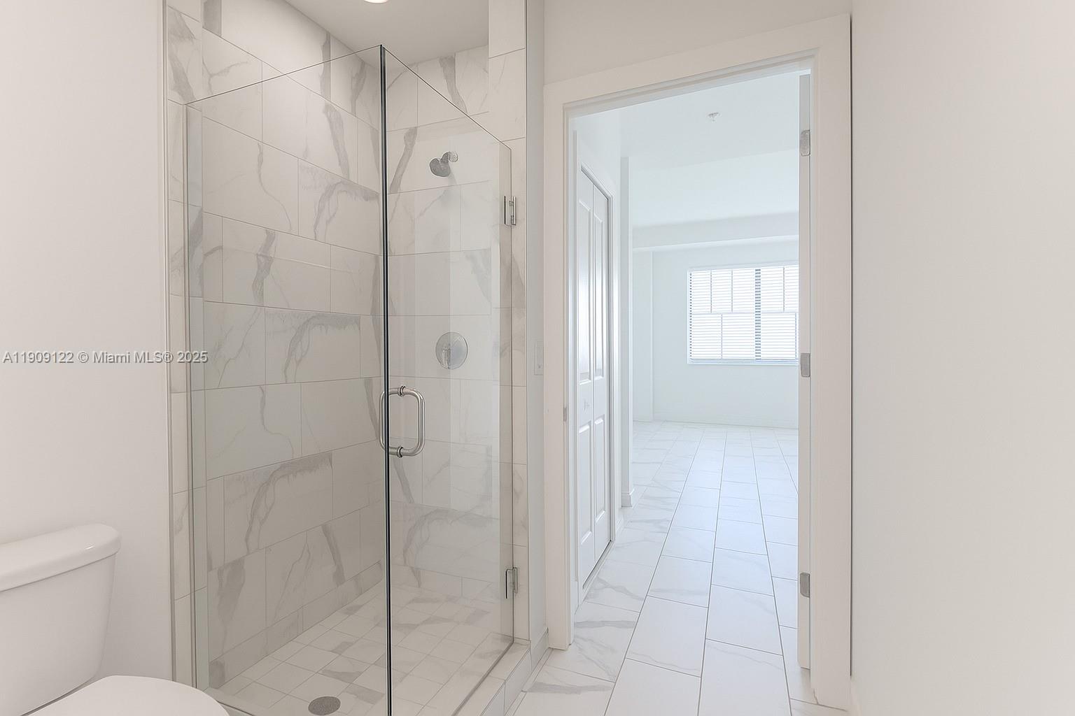 SPANISH RIVER LAND CO A - Residential Lease