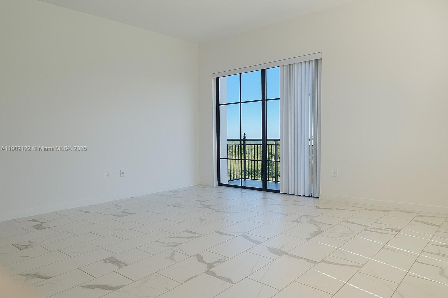 SPANISH RIVER LAND CO A - Residential Lease