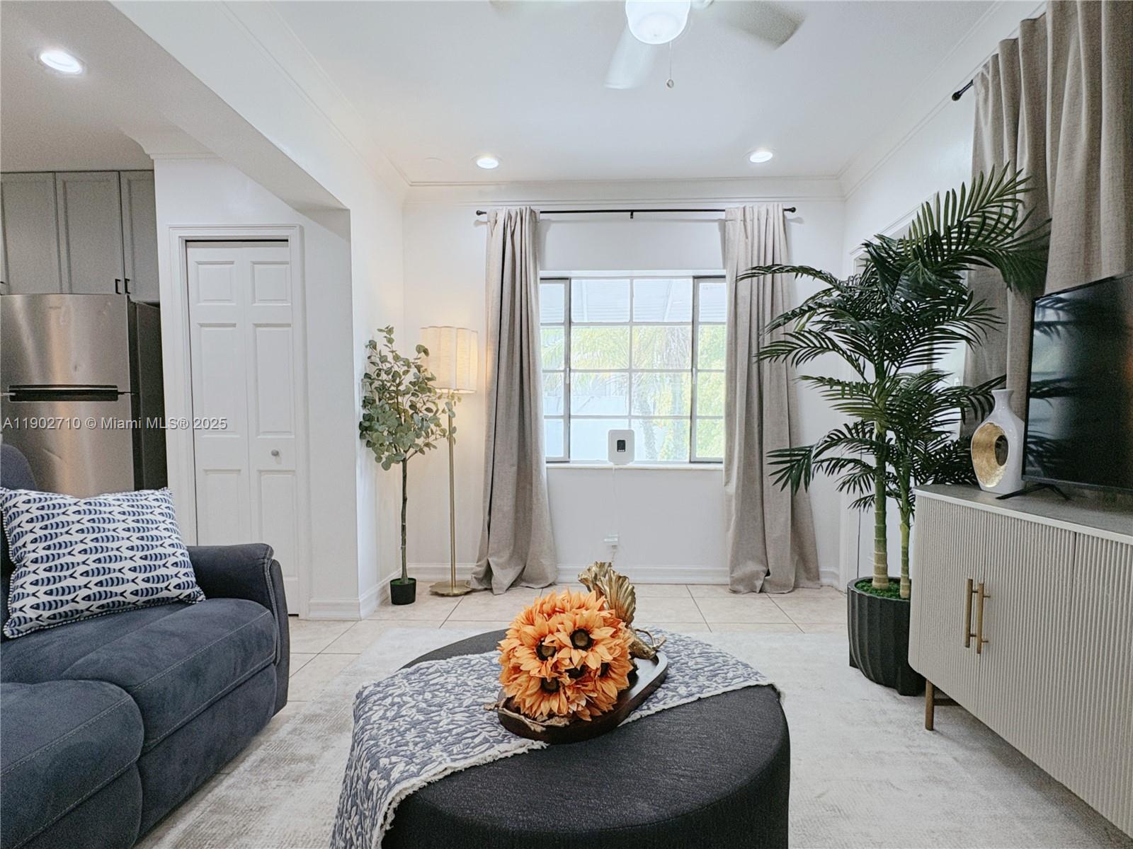 THOMAS ESTATES - Residential Lease